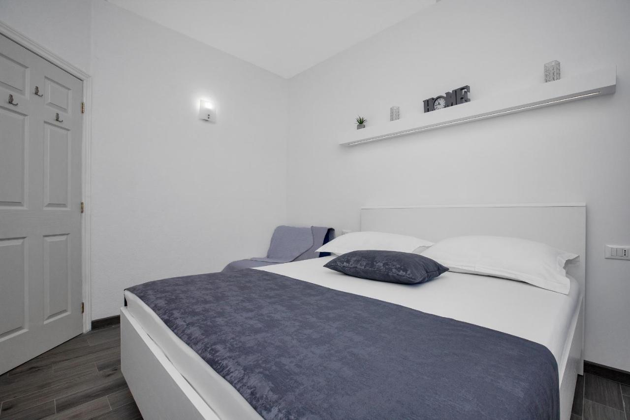Apartman Toni Apartment Drasnice Exterior foto
