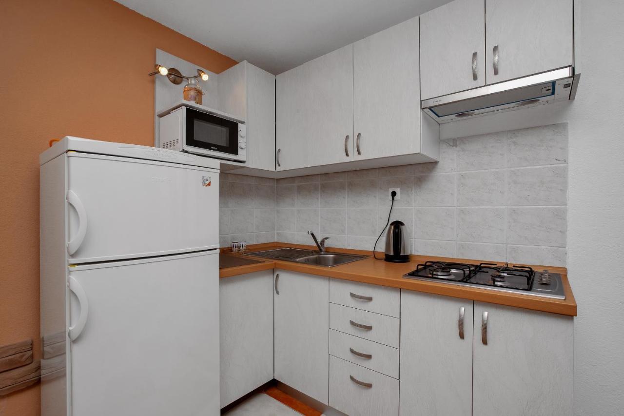 Apartman Toni Apartment Drasnice Exterior foto