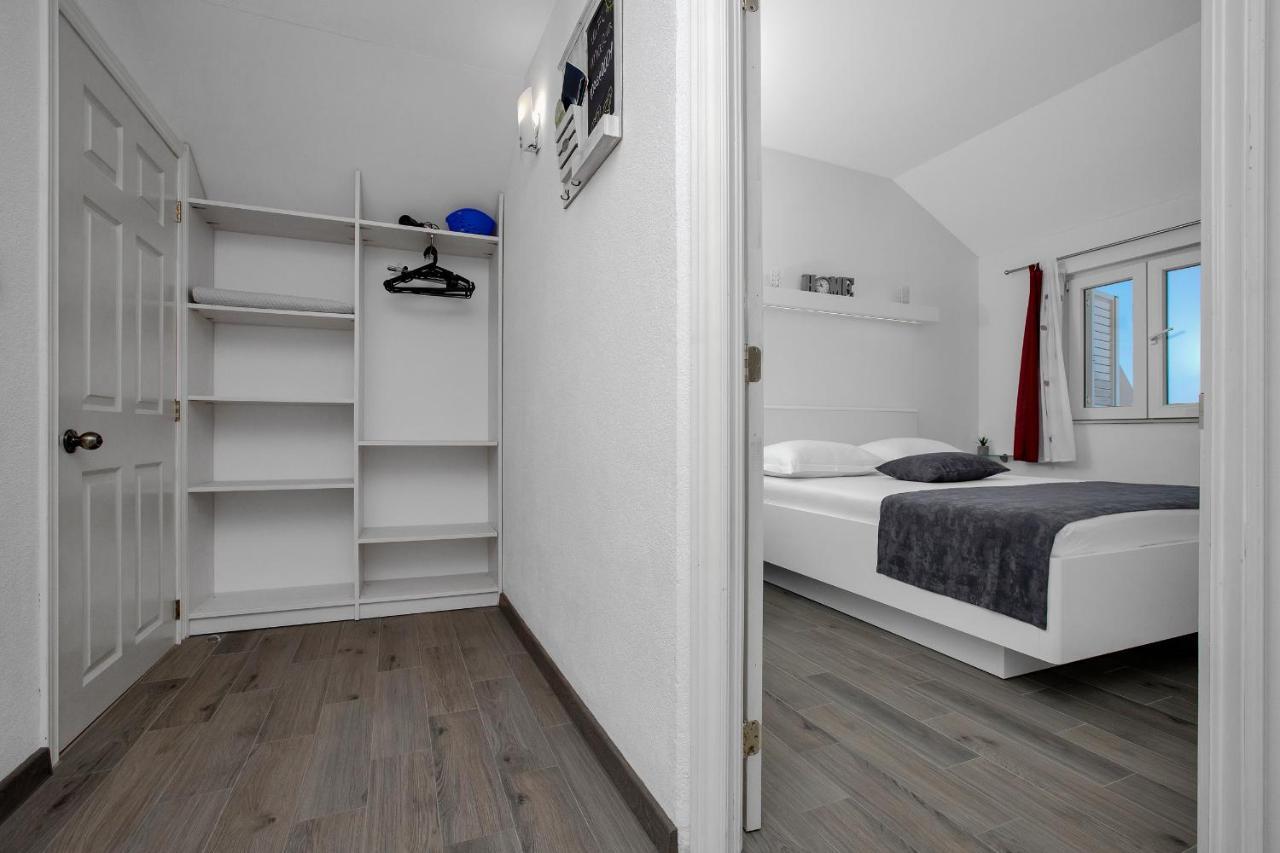 Apartman Toni Apartment Drasnice Exterior foto